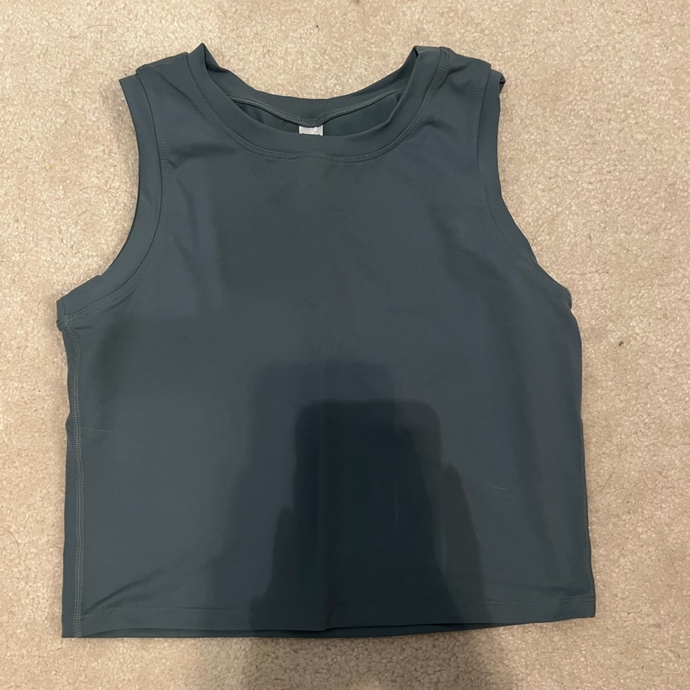 Paragon Workout top